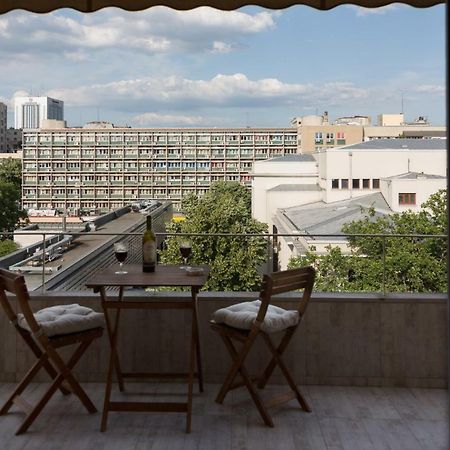 Central Luxury Flat With Terrace - Adela Accommodation - Ideal For Long Stays Bucureşti Ngoại thất bức ảnh