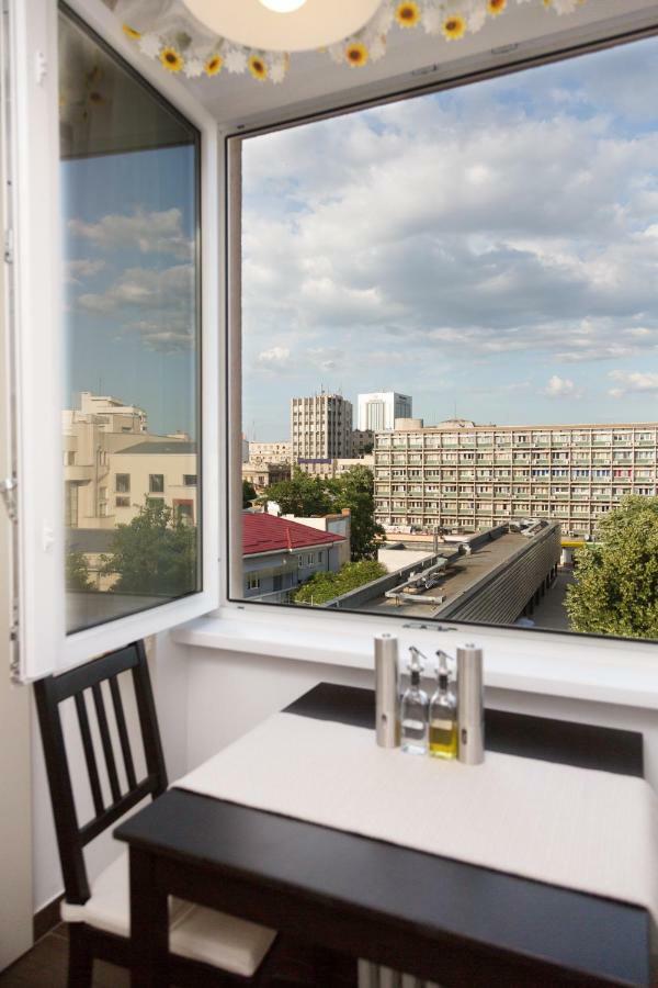 Central Luxury Flat With Terrace - Adela Accommodation - Ideal For Long Stays Bucureşti Ngoại thất bức ảnh